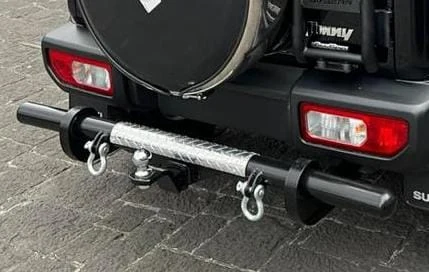 Defensa Trasera Con Jalador para Suzuki Jimny